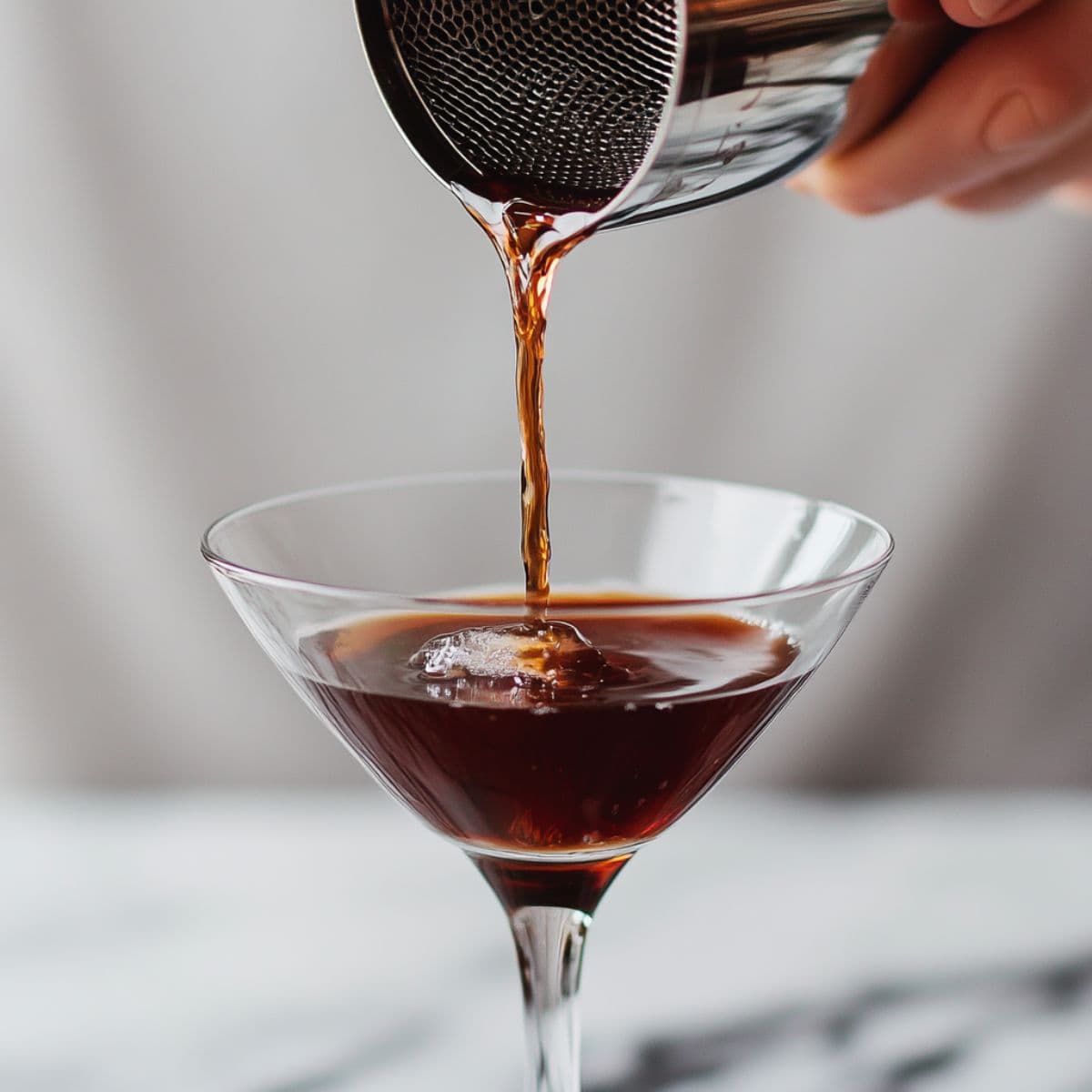 building black manhattan recipe in mixing glass