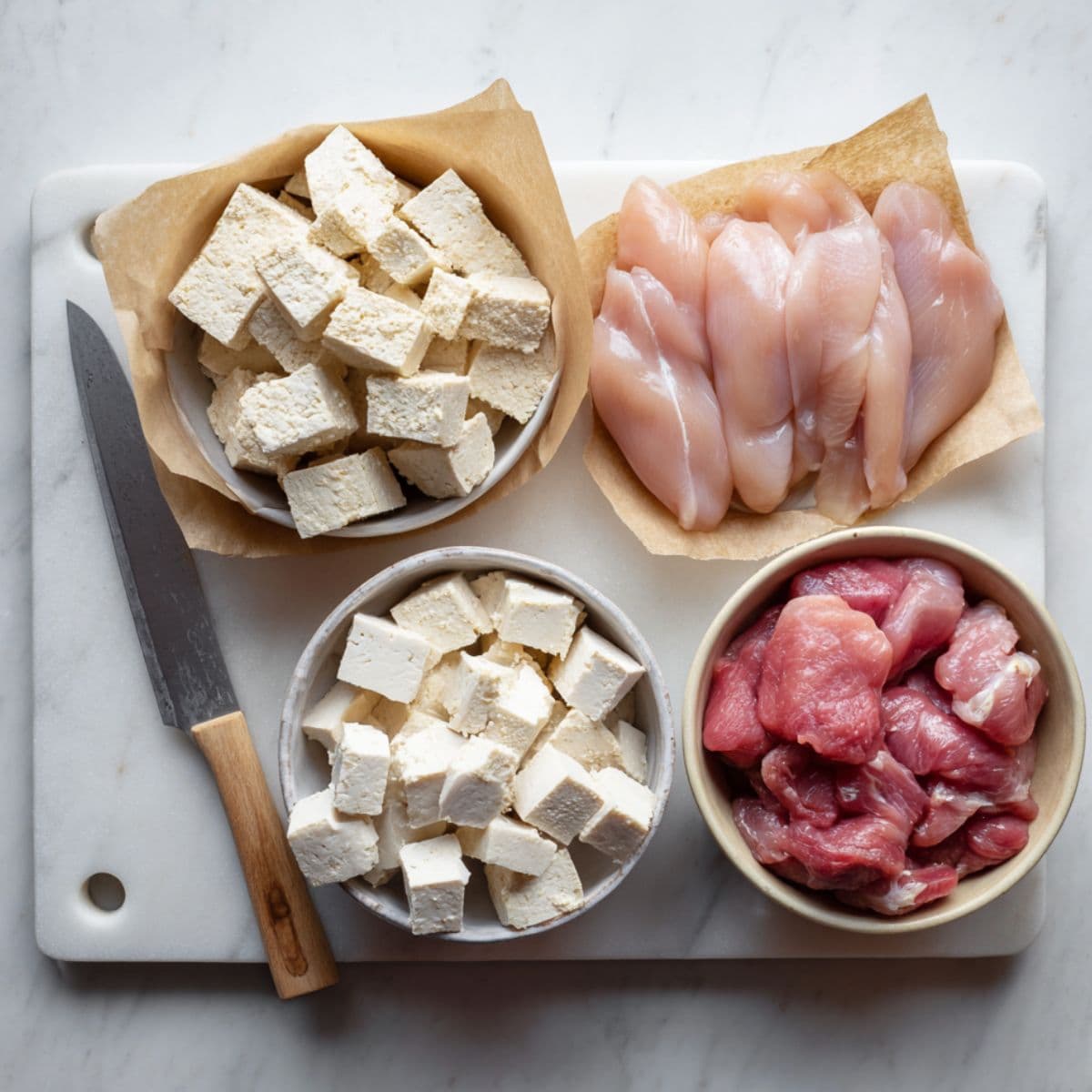 protein options for phat si-io recipe like sliced chicken, pork, beef, and tofu