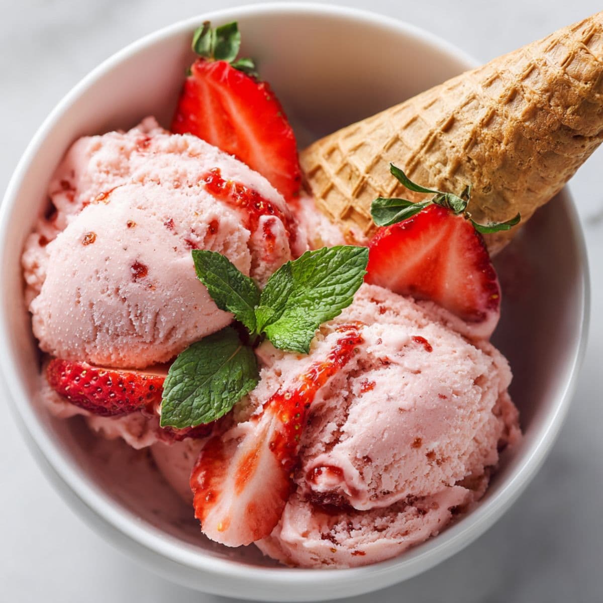 strawberry ice cream