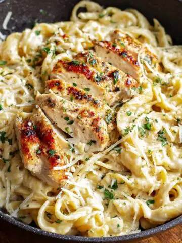 garlic parmesan chicken pasta