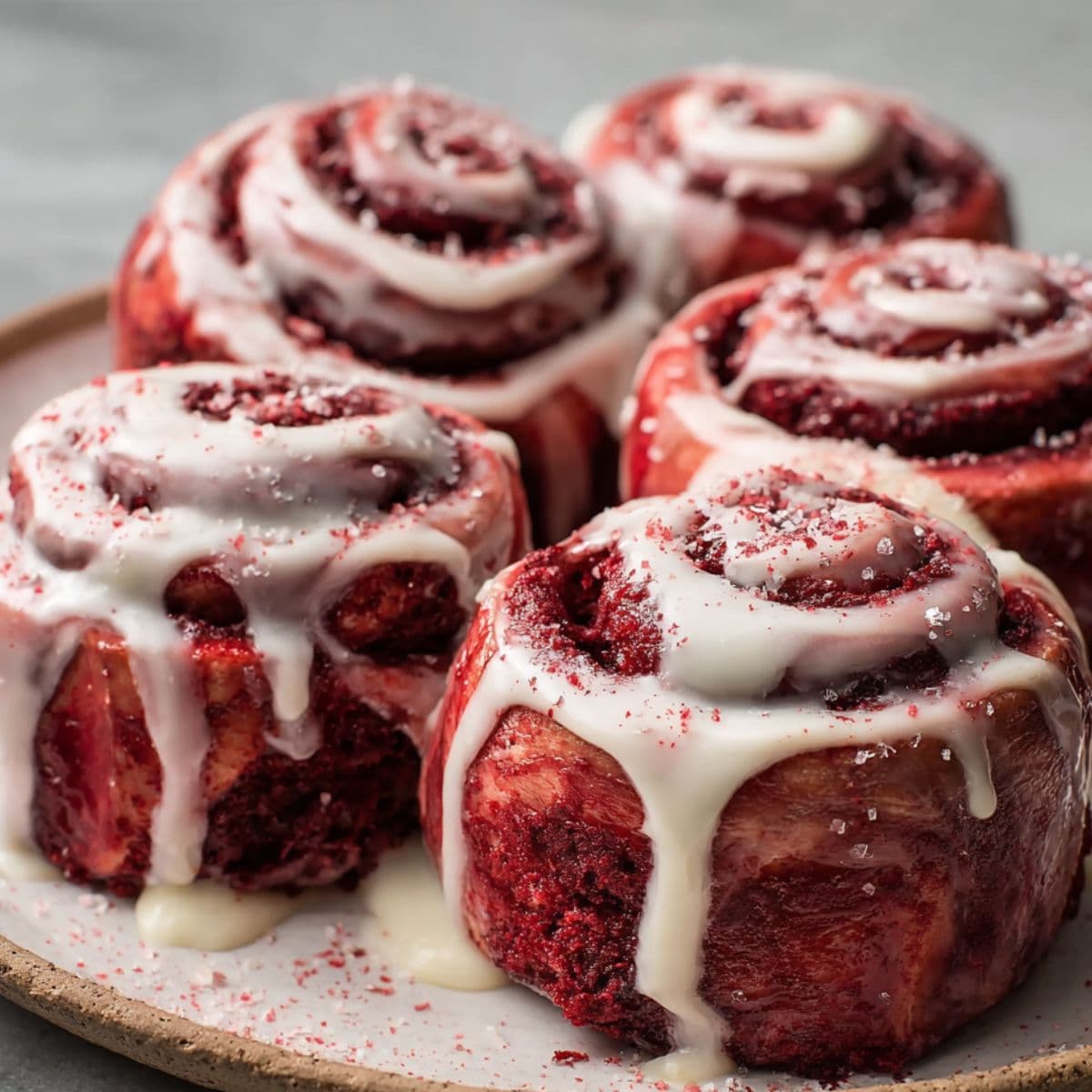 frosting red velvet cinnamon rolls