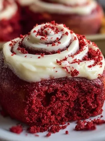 red velvet cinnamon rolls