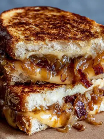 bacon and caramelized onion grilled cheese