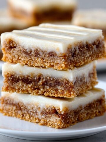 cinnamon roll bliss bars