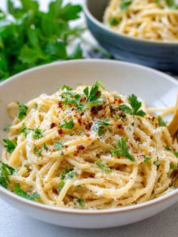 creamy garlic pasta