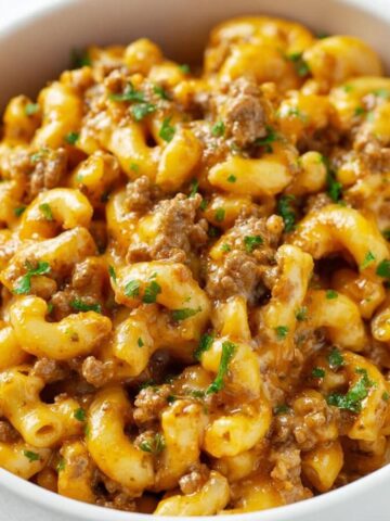 chili mac and cheese