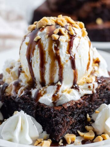 brownie sundae