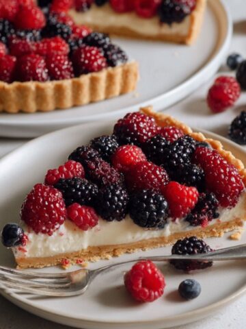 mixed berry tart