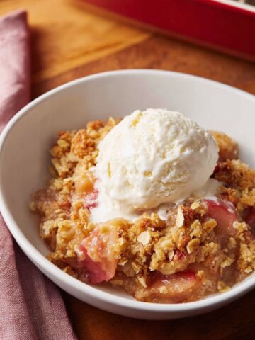 rhubarb crisp